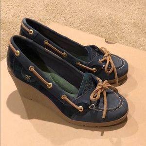 Sperry Wedges size 6